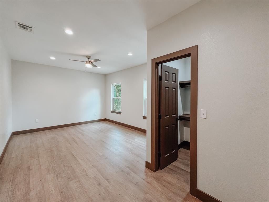 228 W Fm 27. Fairfield, TX 75840