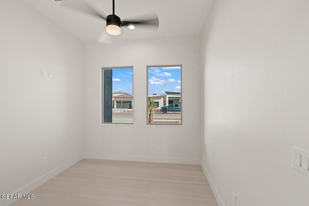 5849 Valley Palm Drive. El Paso, TX 79932