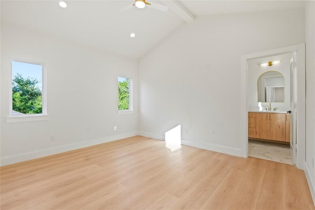 2512 Lowery Street. Dallas, TX 75215