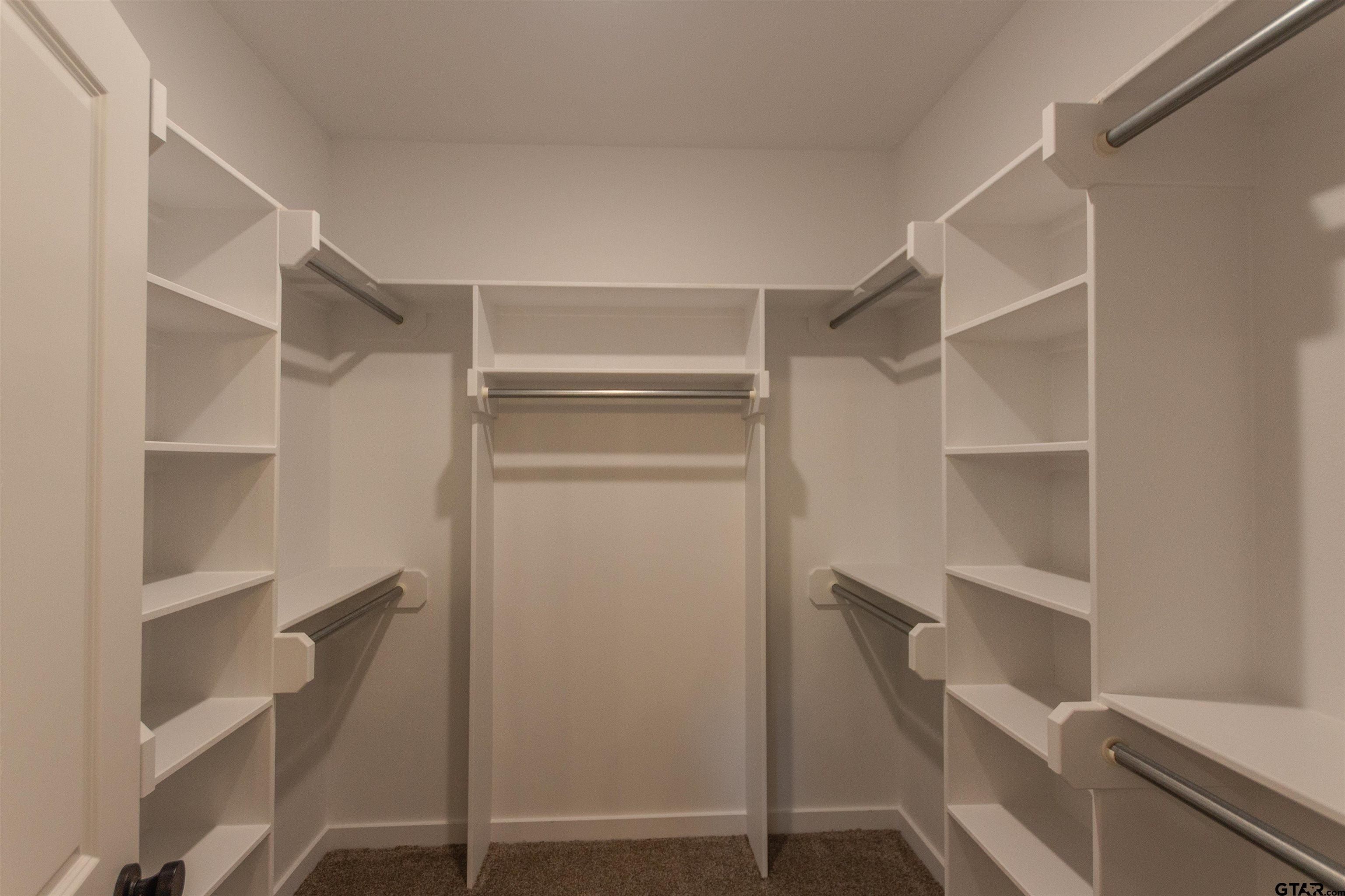 16230 Crossing Cir. Lindale, TX 75771