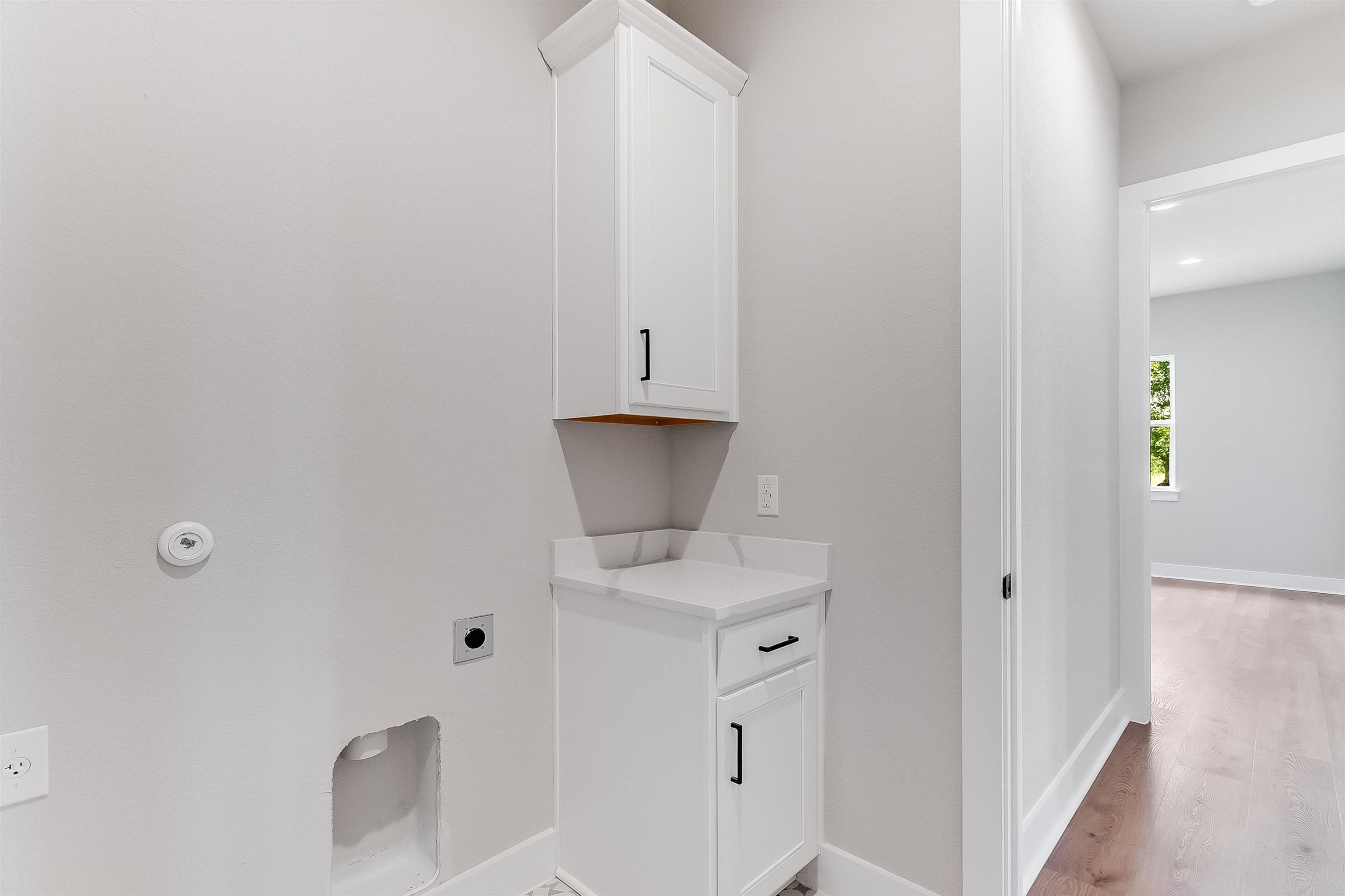 124 Draper Lane. Bertram, TX 78605