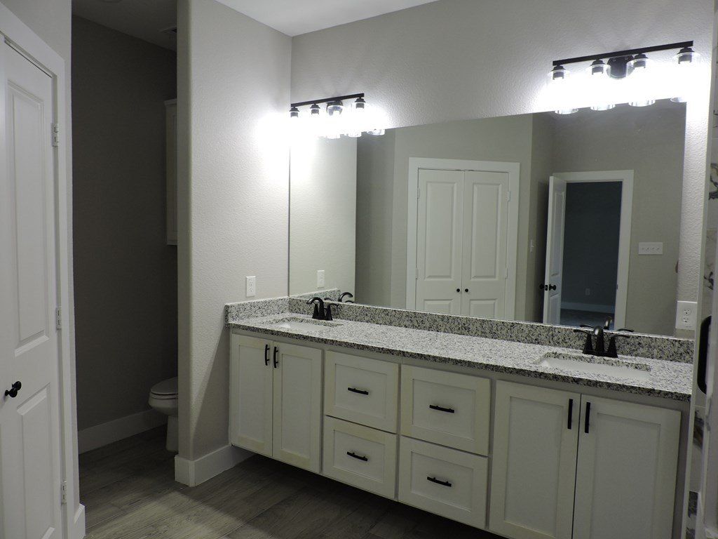 210 Holiday Dr. Gun Barrel City, TX 75156