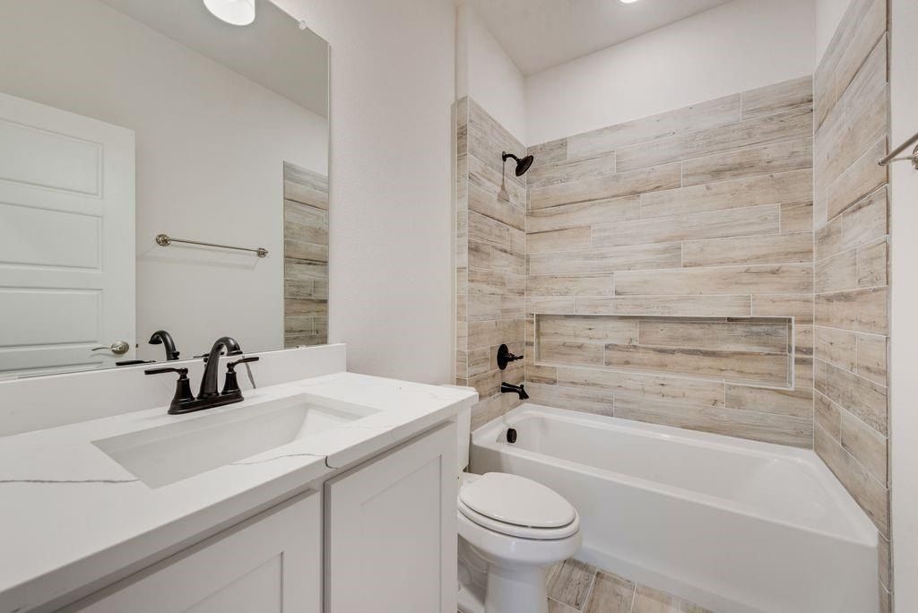 2425 Cross Timbers Drive. McKinney, TX 75069