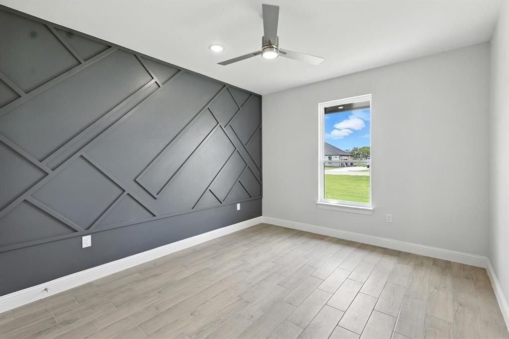 8774 Kassandra Drive. Sanger, TX 76266