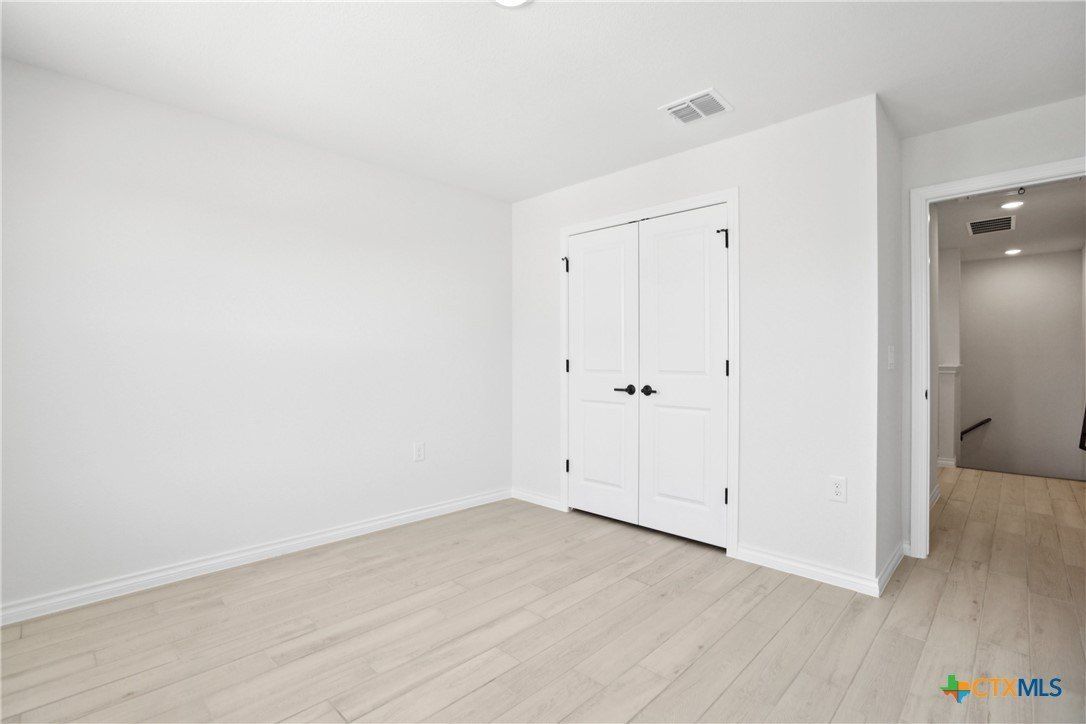 107 San Luis Pass Unit 101. San Marcos, TX 78666