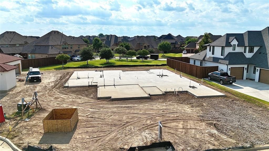 2894 Falcon Drive. Trophy Club, TX 76262