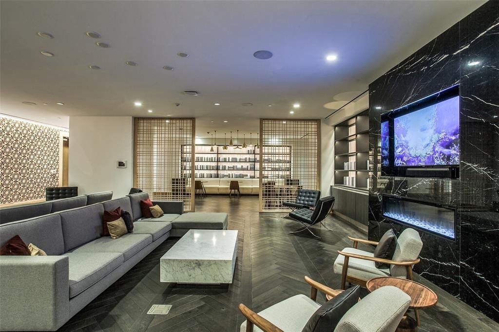 3130 N Harwood Street. Dallas, TX 75201