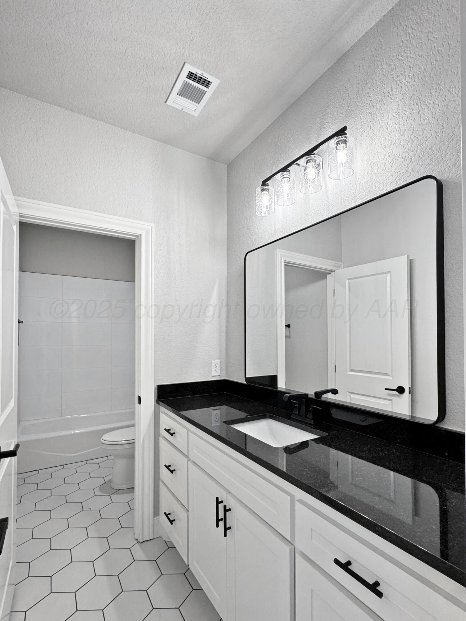 9950 Pinesap Lane. Amarillo, TX 79119