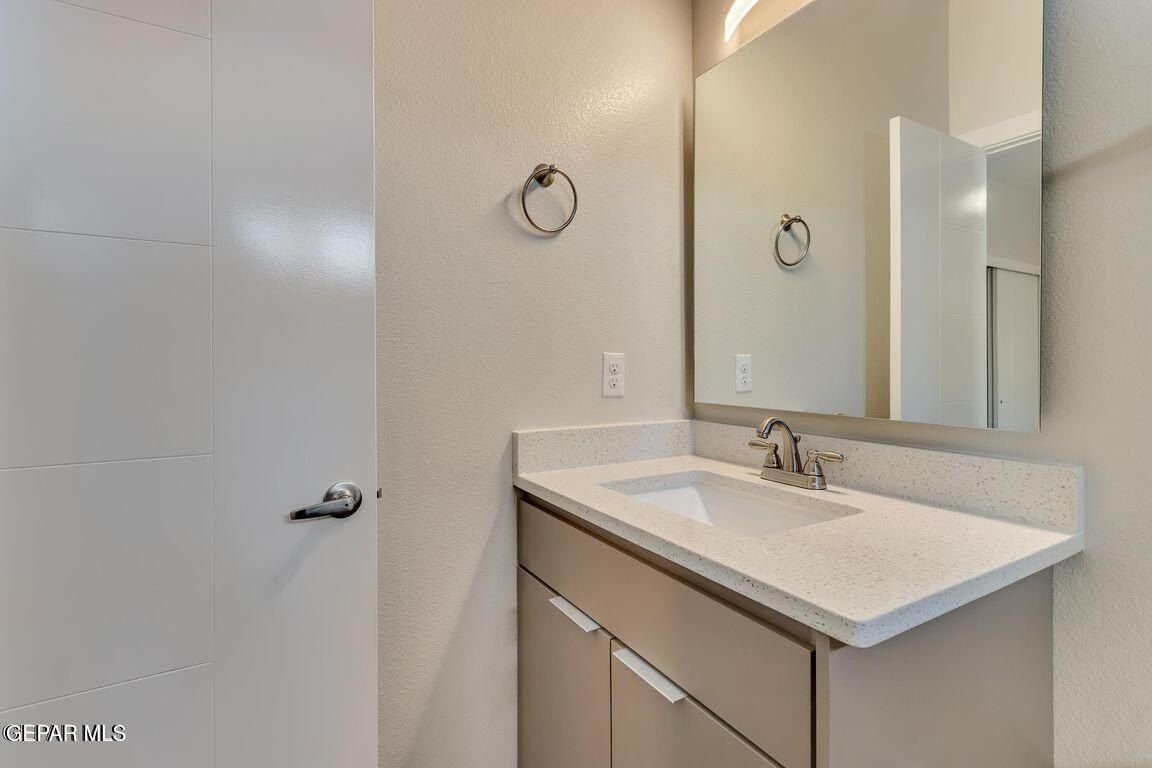 15252 Conviction Avenue. El Paso, TX 79938