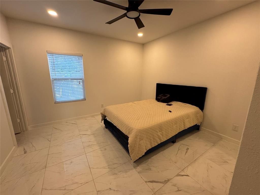 3202 Lowland Drive. Granbury, TX 76048