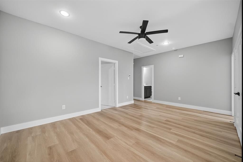 2366 Usman Drive. Irving, TX 75062