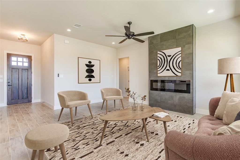 650 Sanger Drive. Springtown, TX 76082