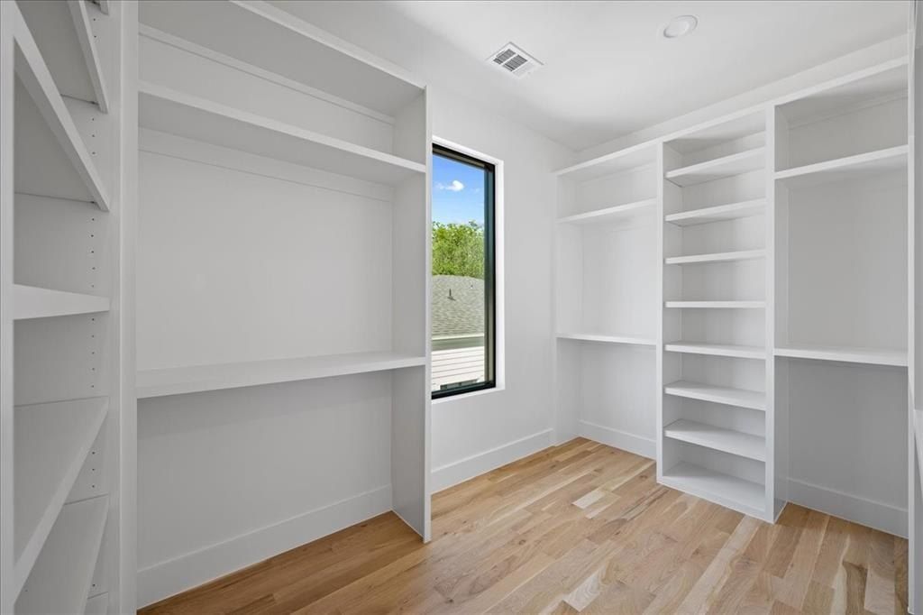 4517 Weldon Street. Dallas, TX 75204