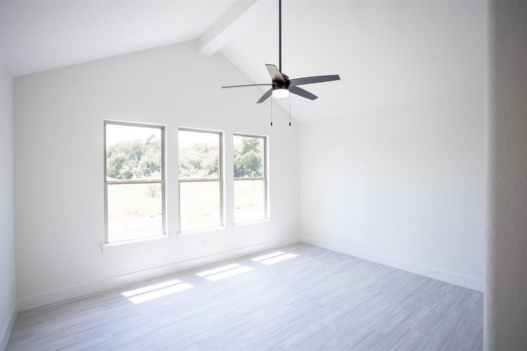 3080 Willow Road. Celeste, TX 75423