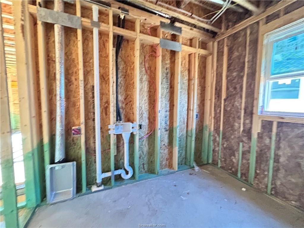 3653 Slocum Hill Drive. College Station, TX 77845