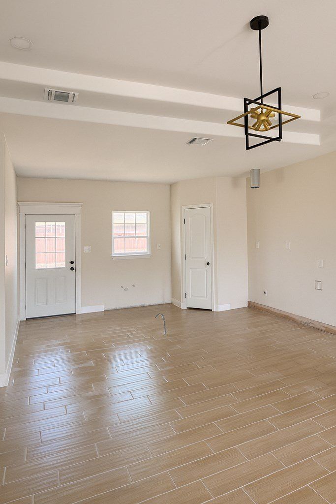 303 Sunset Loop. Eagle Pass, TX 78852