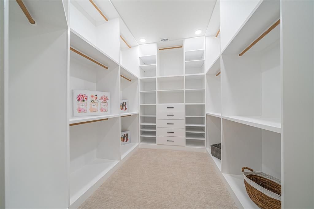 106 Solomon Adams. Blanco, TX 78606