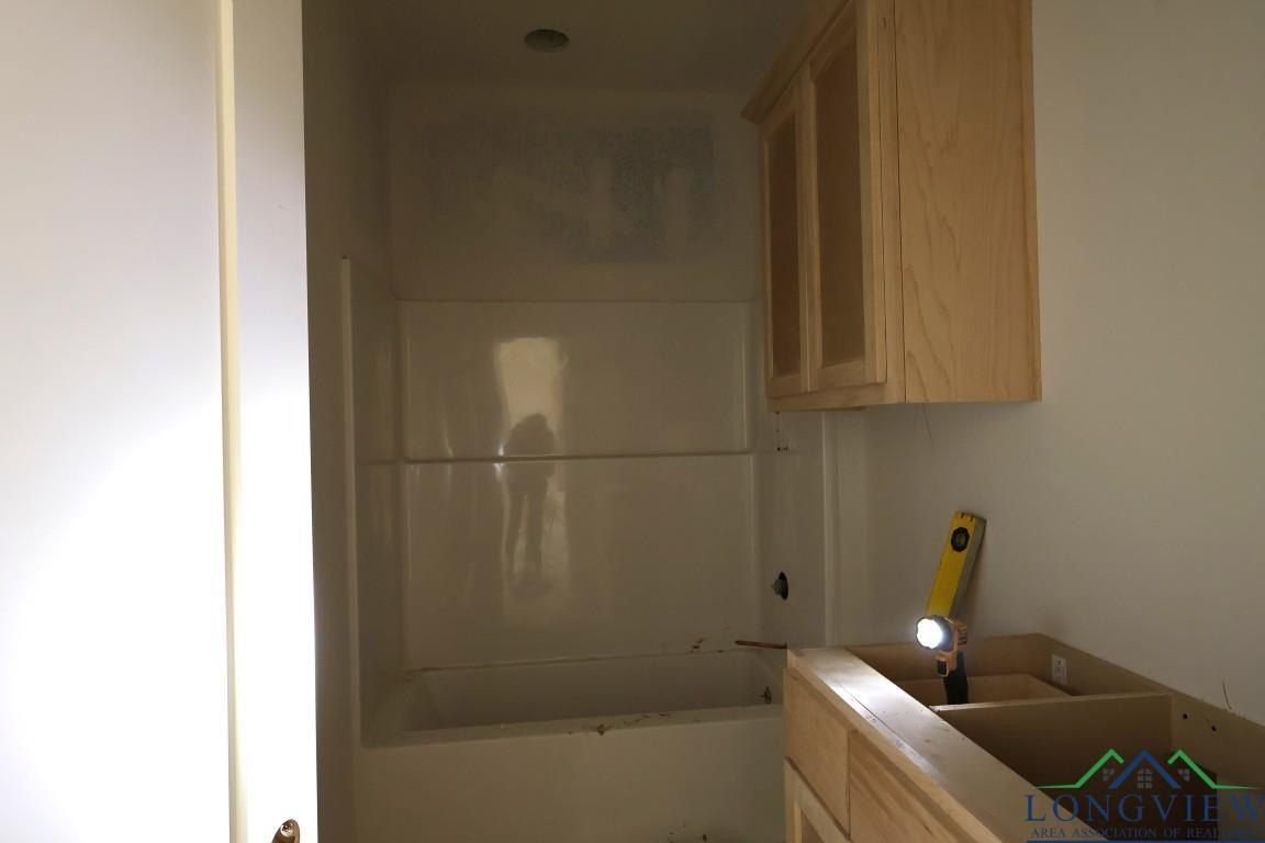 625 Cr 310. De Berry, TX 75639