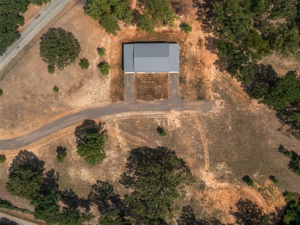 22080 Cr 4117. Frankston, TX 75763