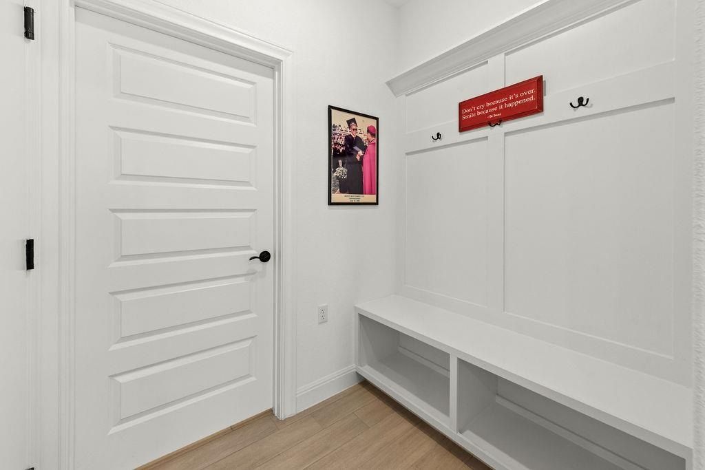 279 Fish Trap Rd. Dripping Springs, TX 78620