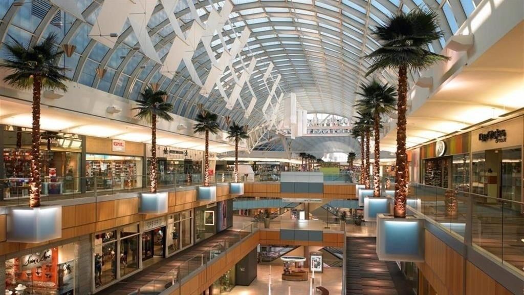 6011 Laurel Lane. Addison, TX 75001