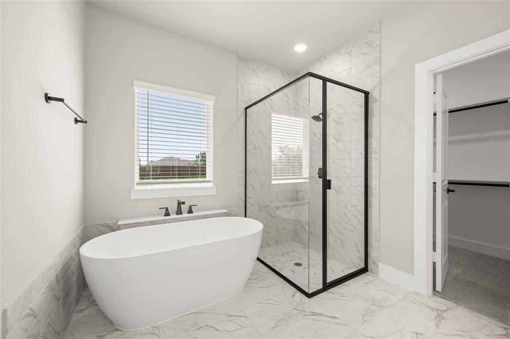 1850 Silver Birch. Waxahachie, TX 75165