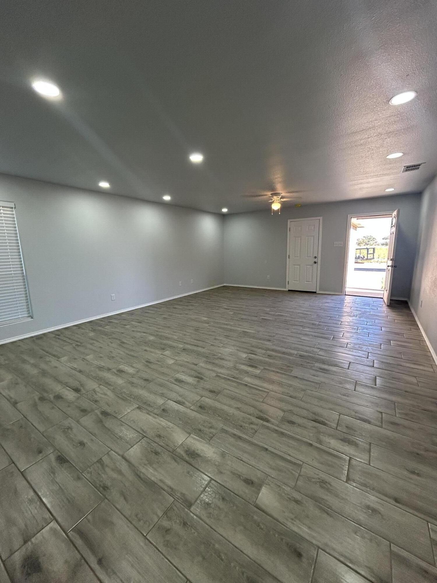 8413 10Th Street. Lubbock, TX 79416