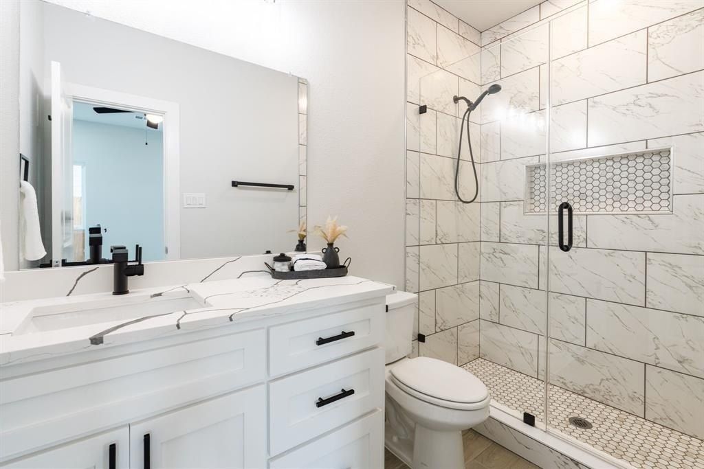 3117 Barling Street. Greenville, TX 75401