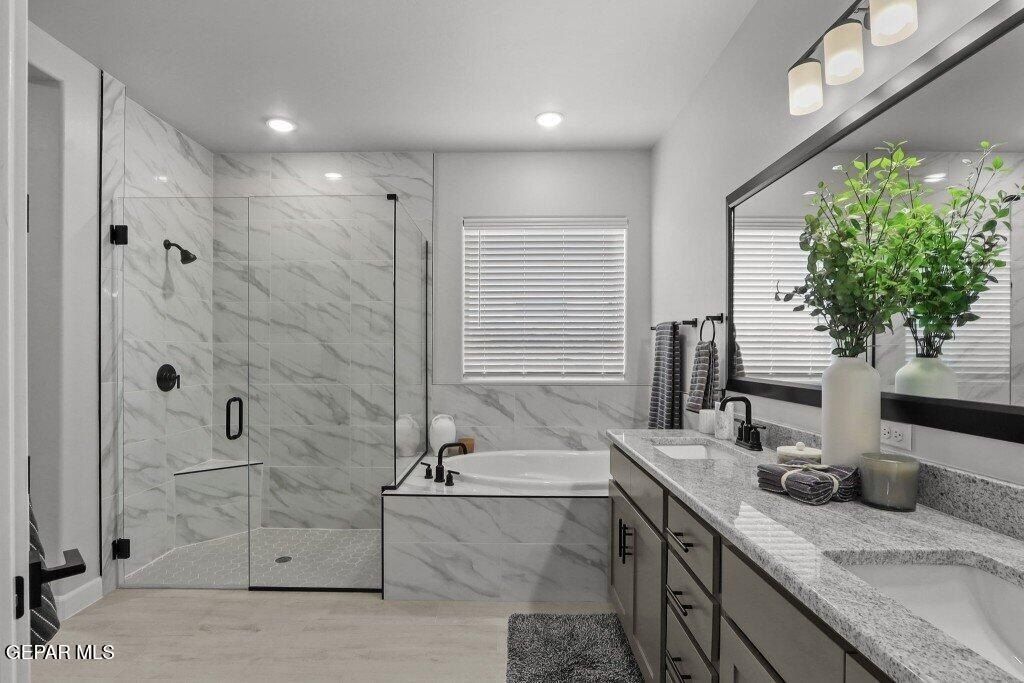 13033 Bucklebury. El Paso, TX 79928