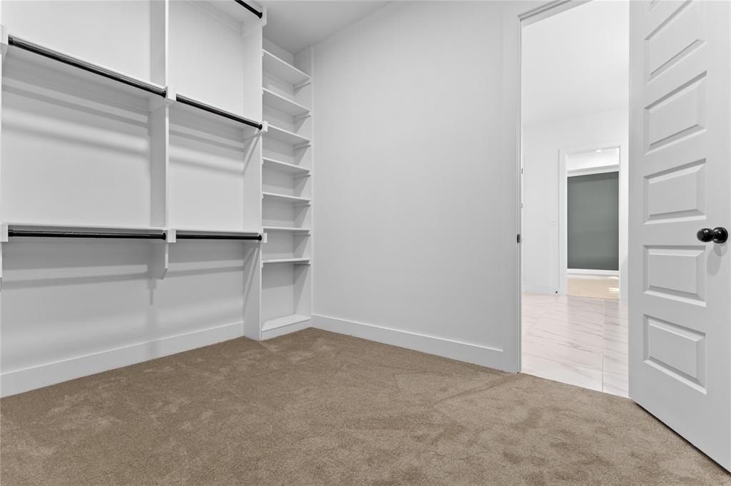 2005 Cumberland Circle. Corsicana, TX 75110