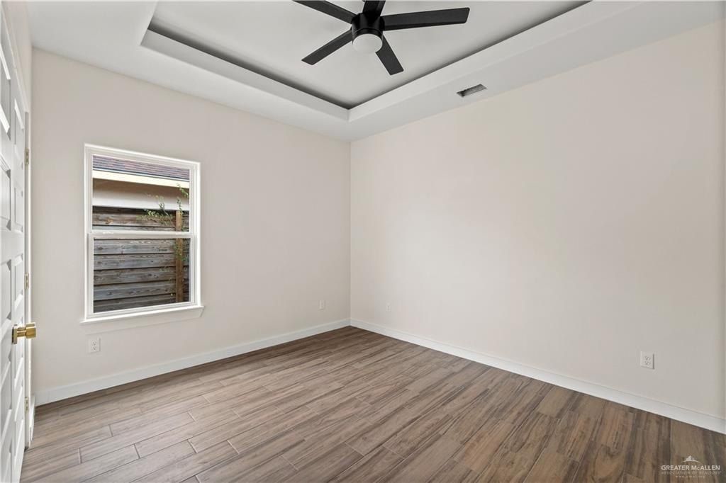 409 W La Pointe Avenue. Mission, TX 78573