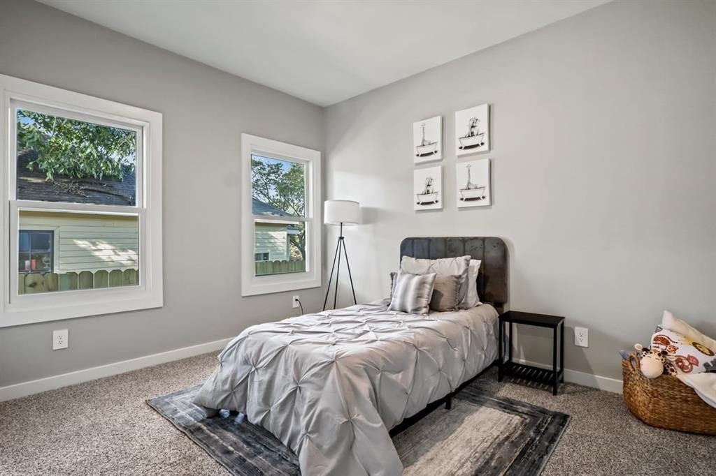 212 S Cliff Street. Dallas, TX 75203