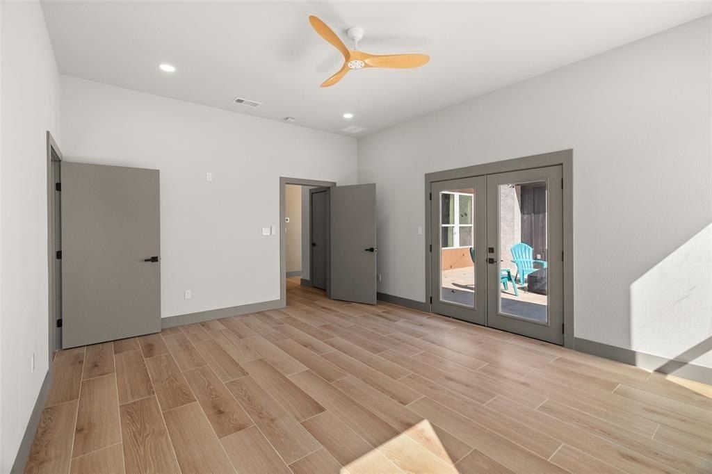 7316 N Sundance Drive. Joshua, TX 76058