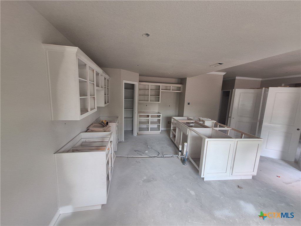 3314 Lake Road. Killeen, TX 76543