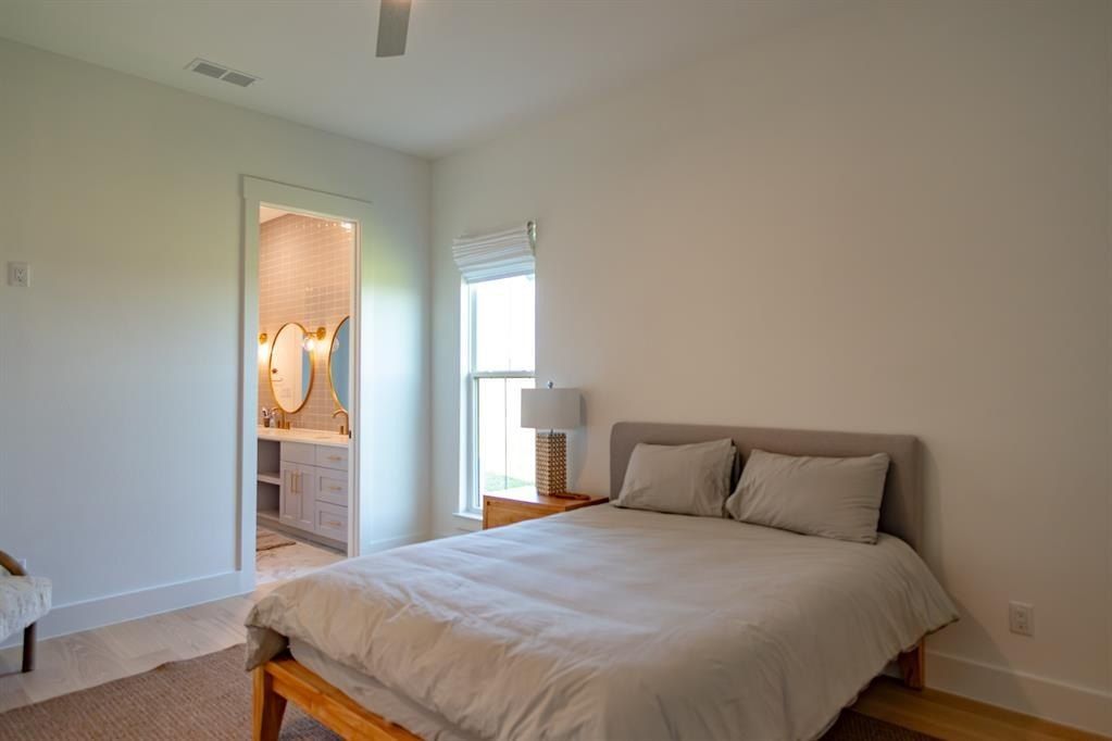 415 Sailview Court. Honey Grove, TX 75446