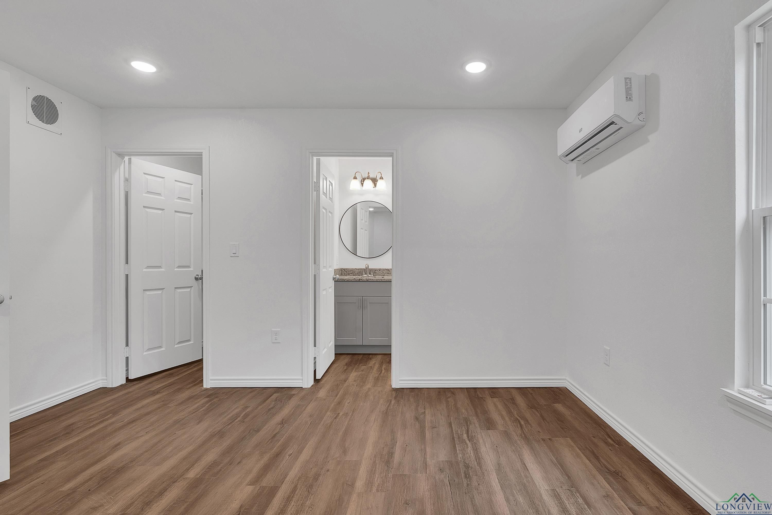 1525 Ray Street. Longview, TX 75602