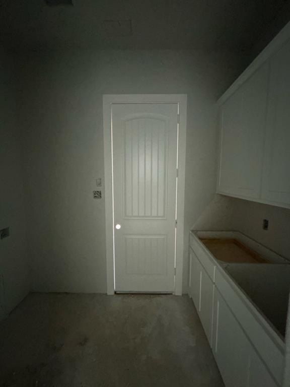 810 Westover Drive. Van Alstyne, TX 75495