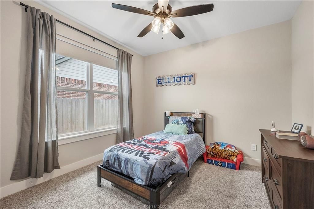 3032 Teller Drive. Bryan, TX 77808