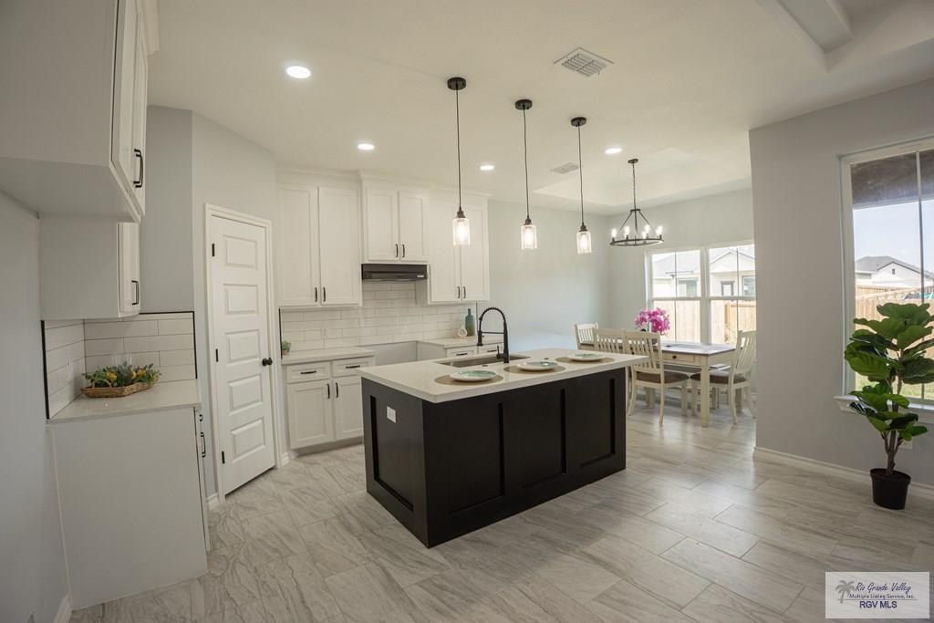 806 Beanka Dr. La Feria, TX 78559