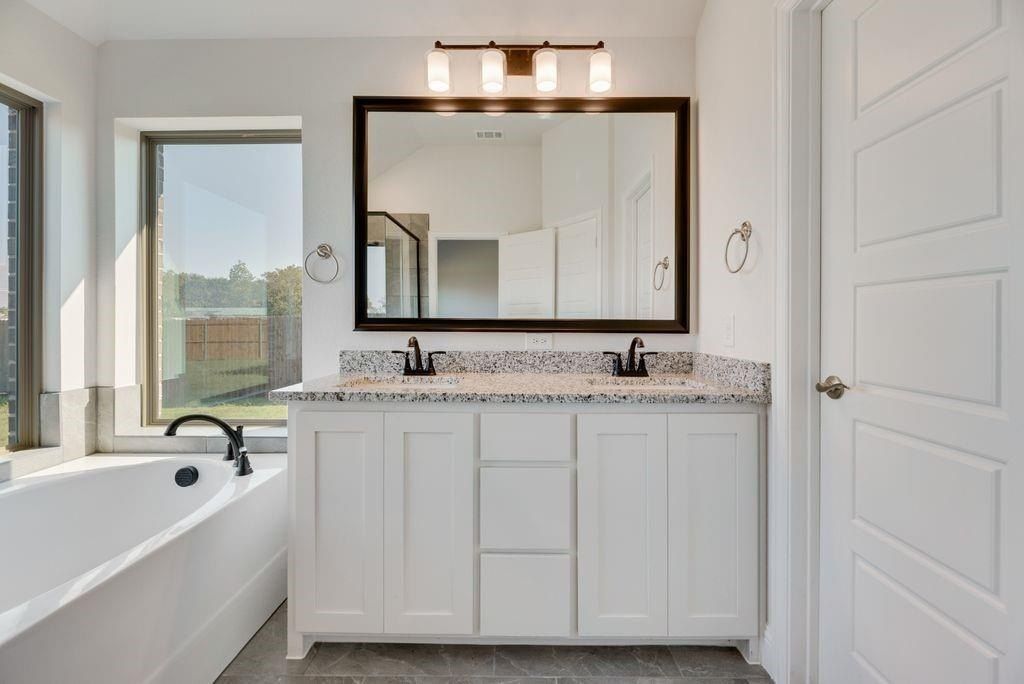 583 Mb S Way. Pilot Point, TX 76258