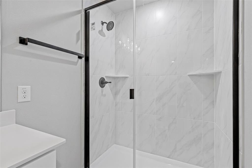 457 Peace Lily Way. Tolar, TX 76476