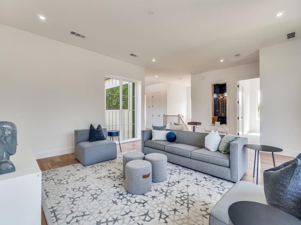 2410 N Prairie Avenue. Dallas, TX 75204