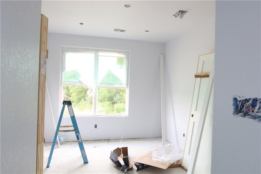 2146 Big River Street. College Station, TX 77840