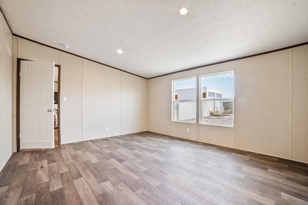 215 Overland Trail. Bridgeport, TX 76426