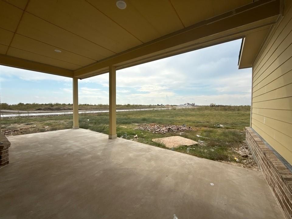 2050 County Road 200. Valley View, TX 76272