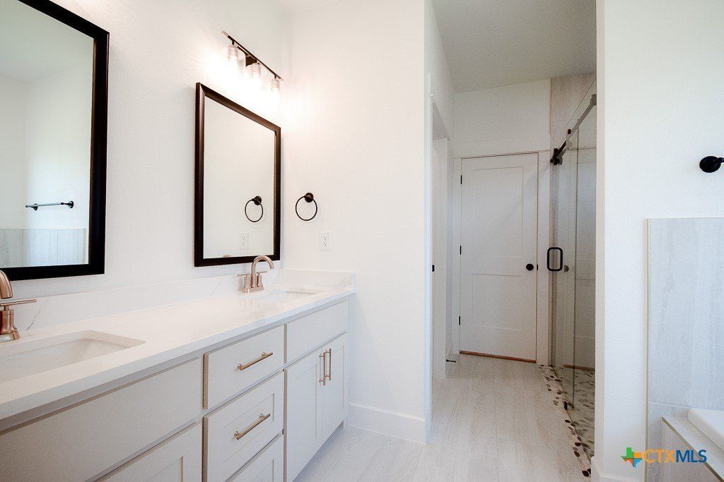 7503 Destin Lane. Killeen, TX 76542