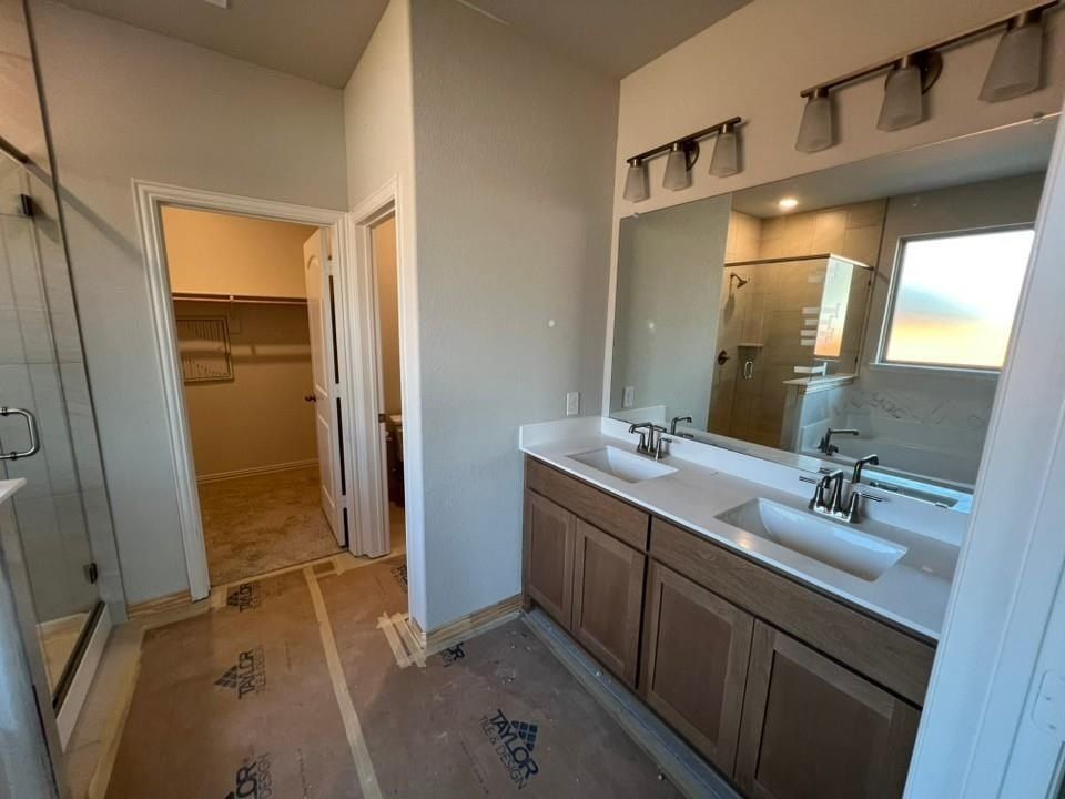 15061 Green Bluff Drive. Aledo, TX 76008