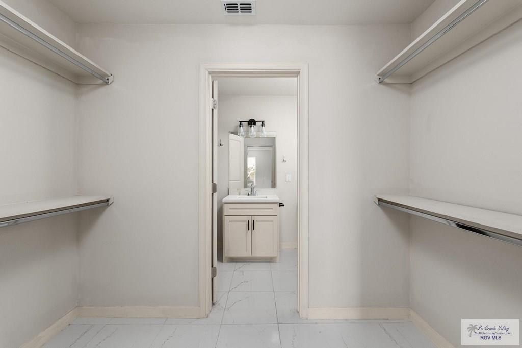 115 E 11Th St. Brownsville, TX 78521