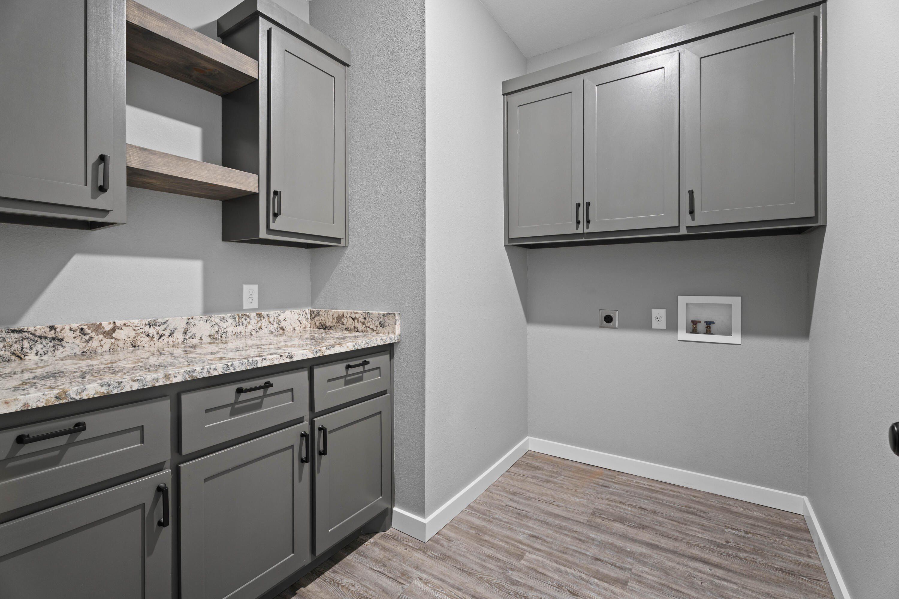 310 E 16Th Street. Wolfforth, TX 79382