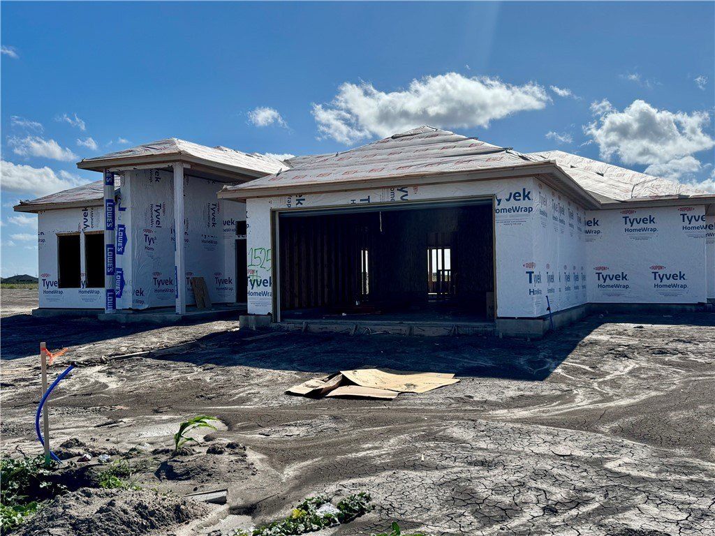 1525 Aegon. Corpus Christi, TX 78415